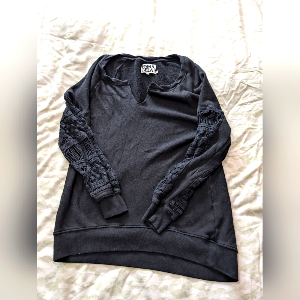 Woman's Pam & Gela sweater